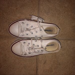 White converse